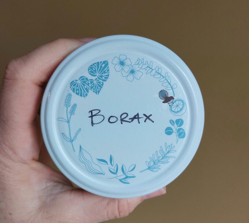Figgy & Co. blank circular sticker for labelling containers and bottles