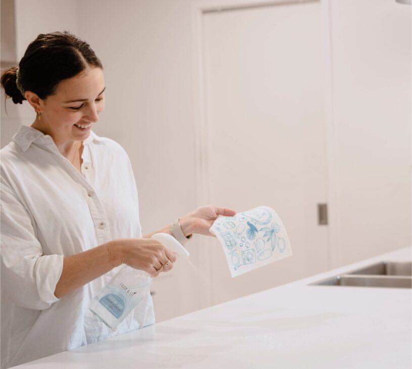Figgy's swedish dish cloth is streak free and plastic free