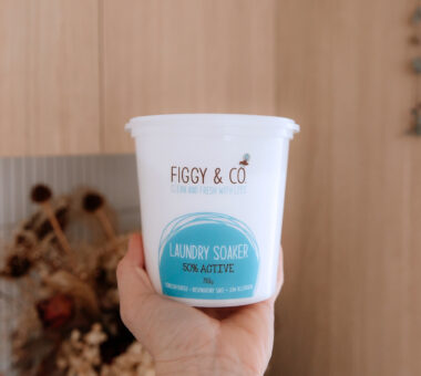 Figgy & Co laundry soaker is suitable for whites and coloured clothes and septic tank safe