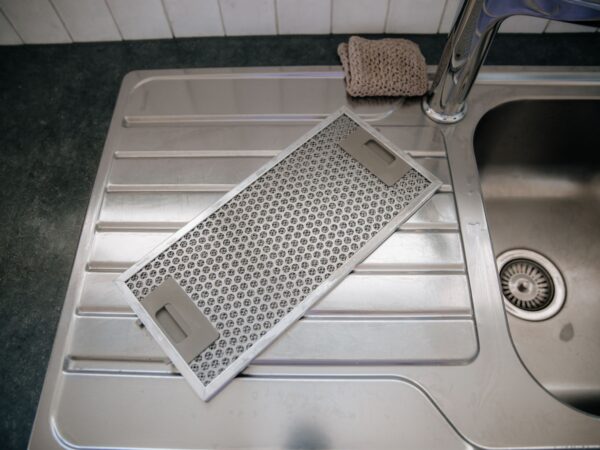 Clean Rangehood Filter