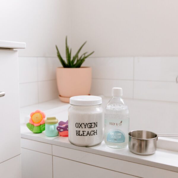 Cleaning Bath Toys Naturally with Figgy & Co's Home Cleaning Castile Soap and Oxygen Bleach