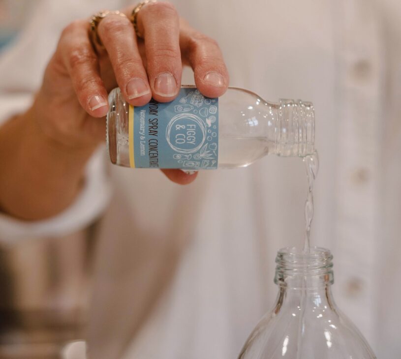 Multipurpose cleaner concentrate